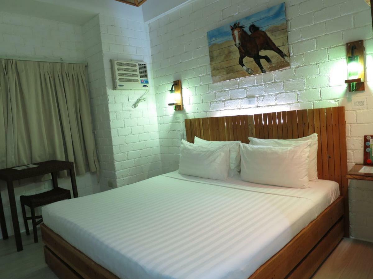 Serviced Apartments By Eco Hotel Bohol Đảo Đảo Panglao Ngoại thất bức ảnh